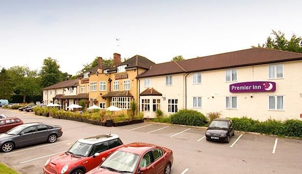 Premier Inn Premier Inn แบ็กช็อต ภายนอก รูปภาพ
